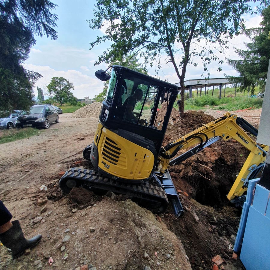 246657678_1273474799764780_4010315240248153807_n