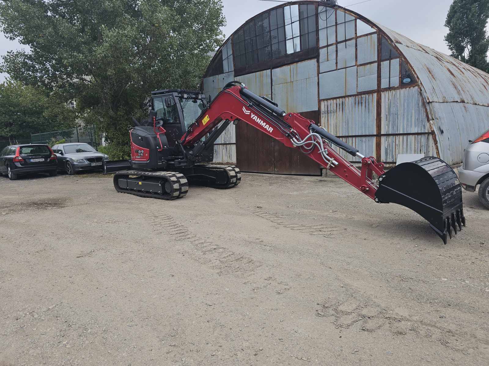 Багер 8.5 тона