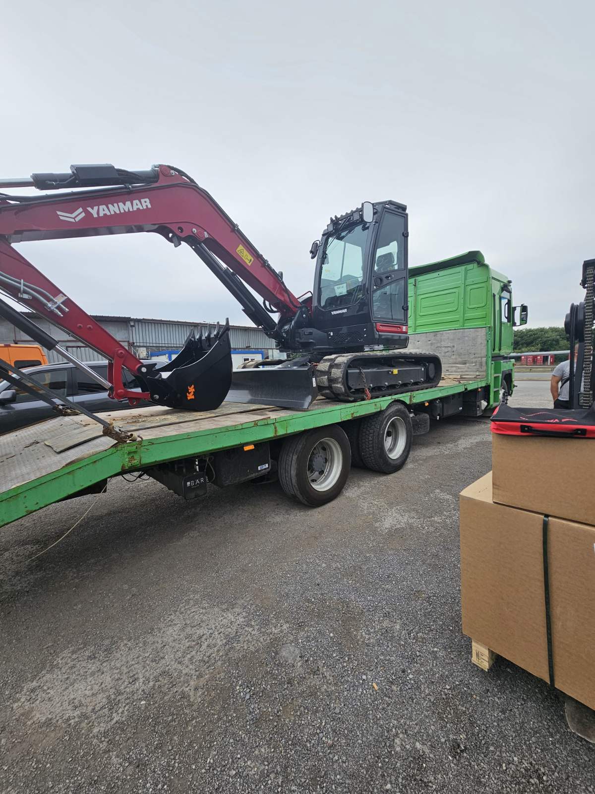 Багер 8.5 тона