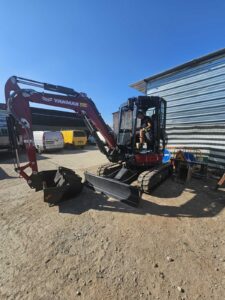 Багер 4 тона